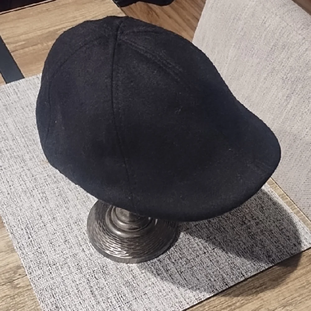 Boston Scally Black and Green Cap - Picture 1 of 5